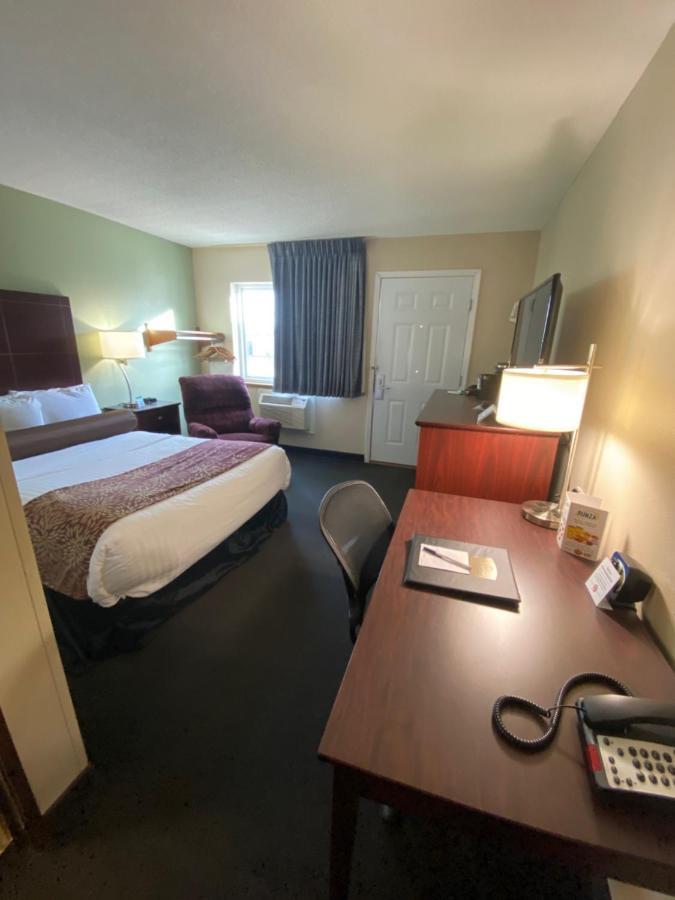 Boarders Inn & Suites By Cobblestone Hotels - Broken Bow Zewnętrze zdjęcie