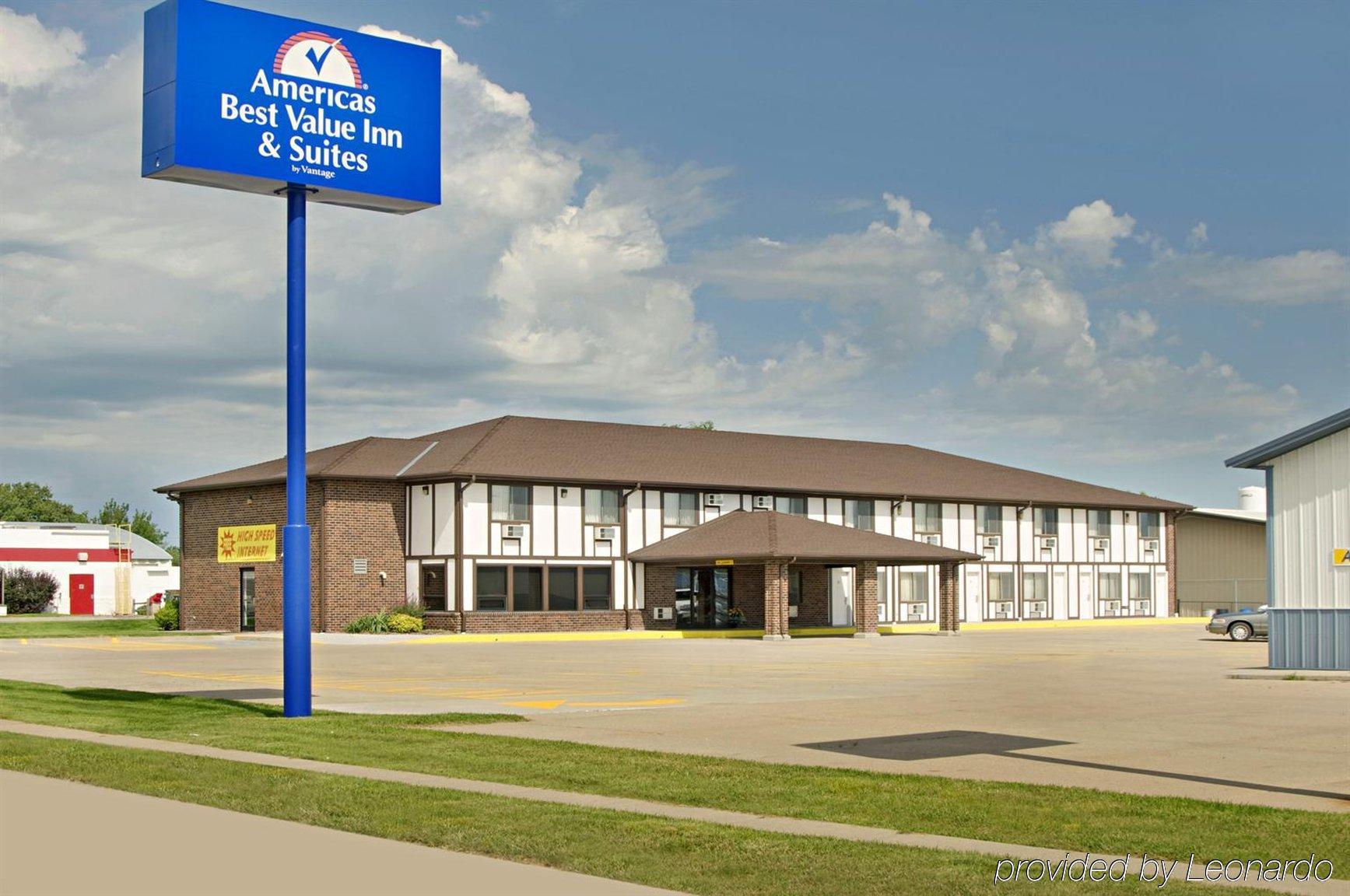 Boarders Inn & Suites By Cobblestone Hotels - Broken Bow Zewnętrze zdjęcie